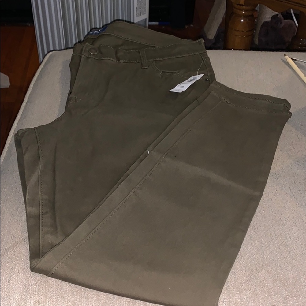 NWT Old Navy Olive Green RockStar Skinny 16